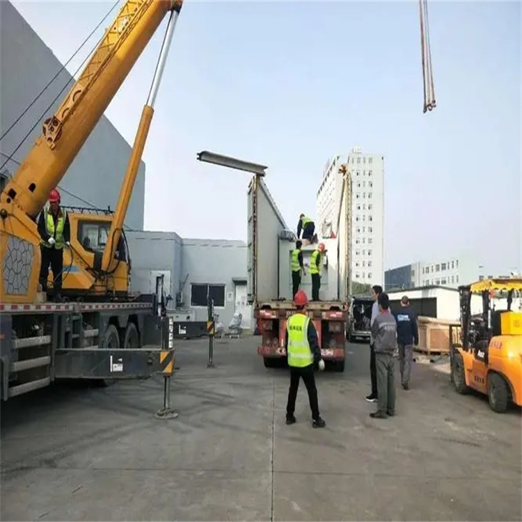 理塘如何找到附近的吊车救援服务