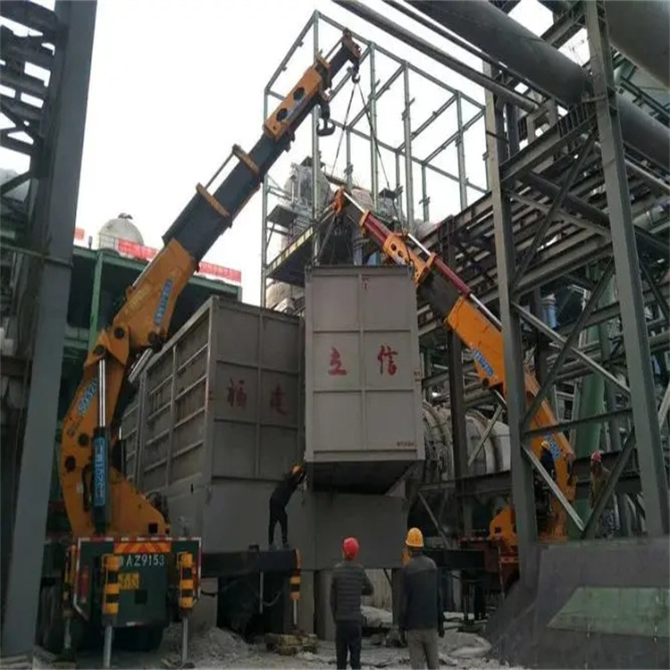 理塘折臂吊车租赁电话