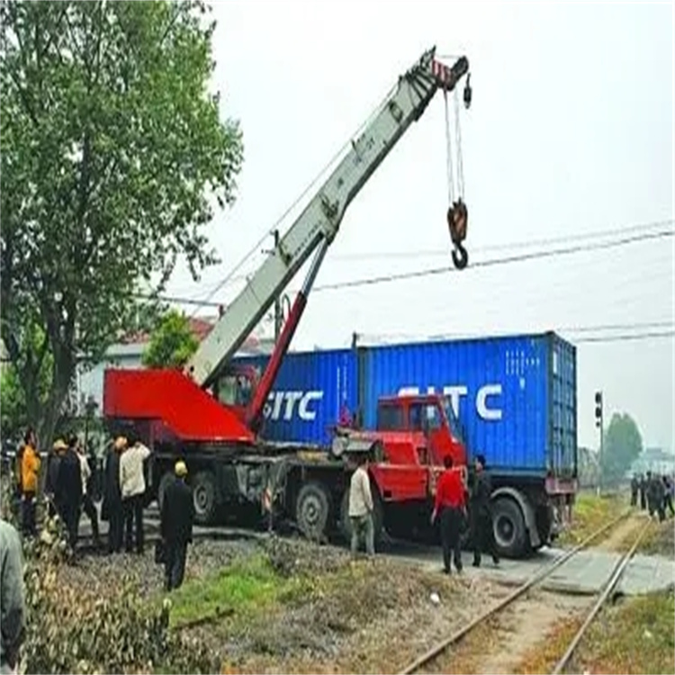 理塘如何快速找到附近的吊车救援公司